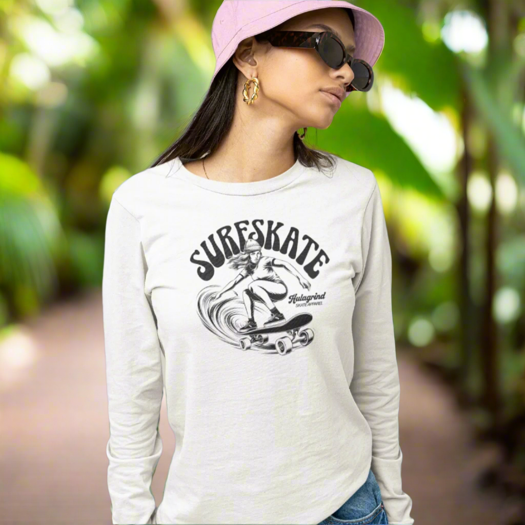 A Hulagrind Original - Surfskate Retro Long Sleeve Tee